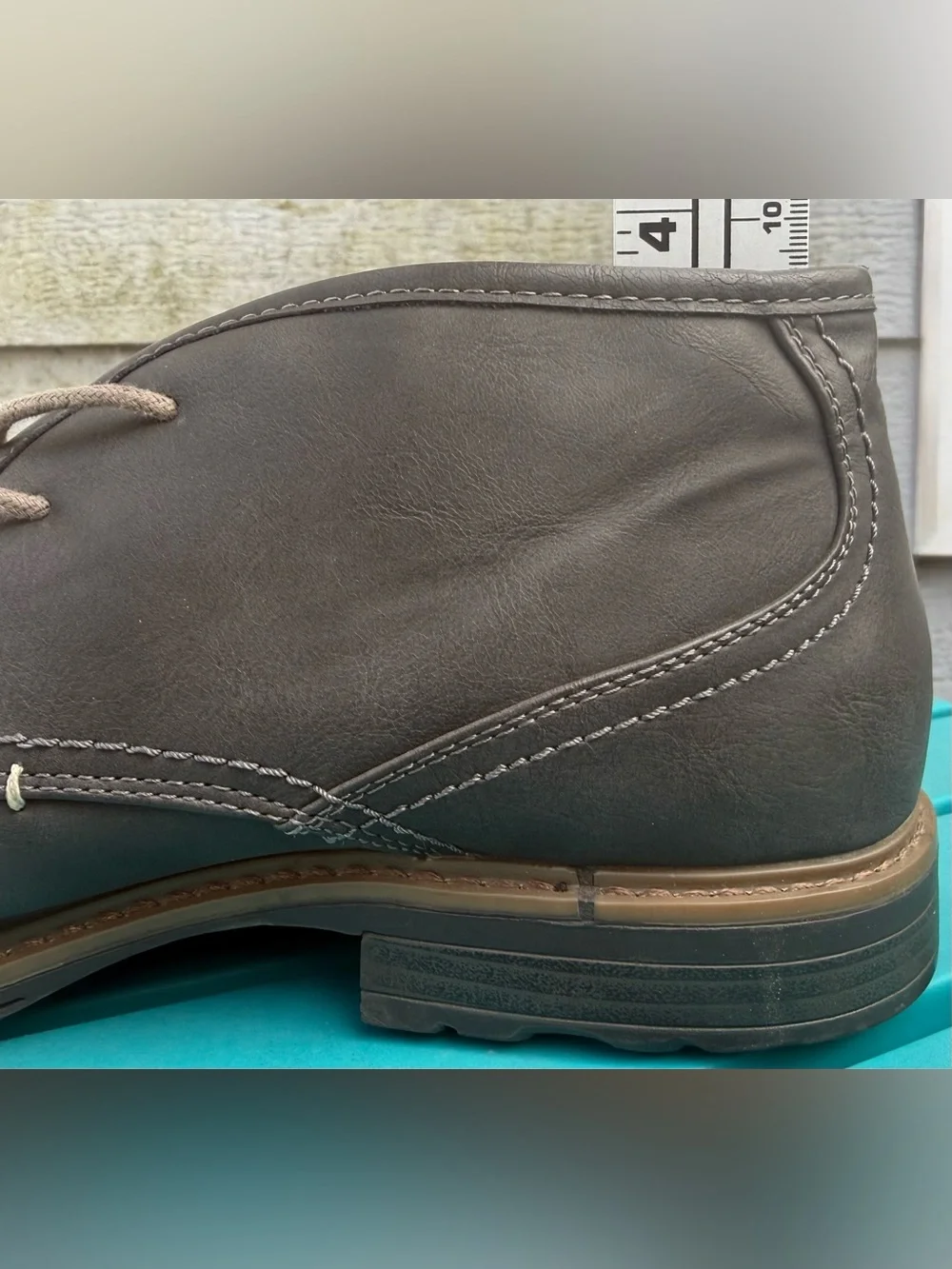 Varese Gobi II Gray Chukka Boots Men’s Size 12 Casual Lace Up